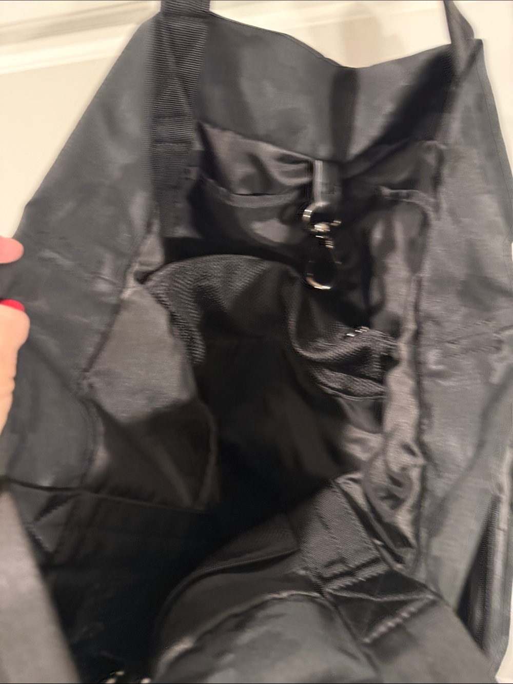 Lululemon **discontinued** camo on my level bag - Picture 8 of 8